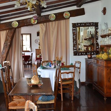 Auberge Du Lac Bauduen Bagian luar foto